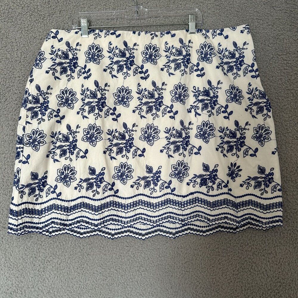 Loft Shift Skirt‎ Size 18 White Blue Floral Embroidered Scallop Hem Cottagecore